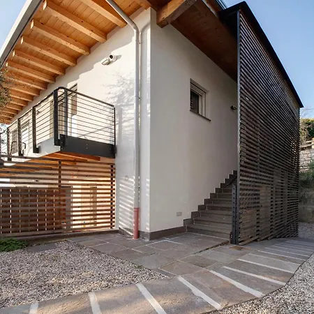 521 Pai Torri Del Benaco
